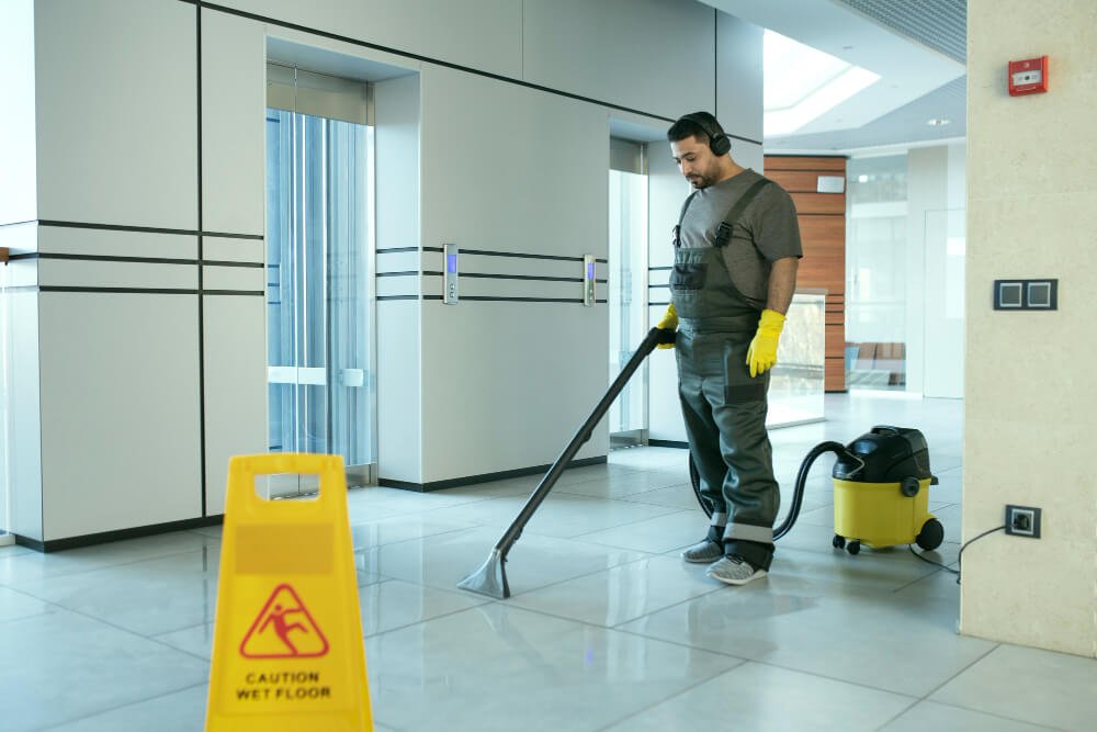 أفضل شركة تنظيف في عجمان سماء البركان 0507535405